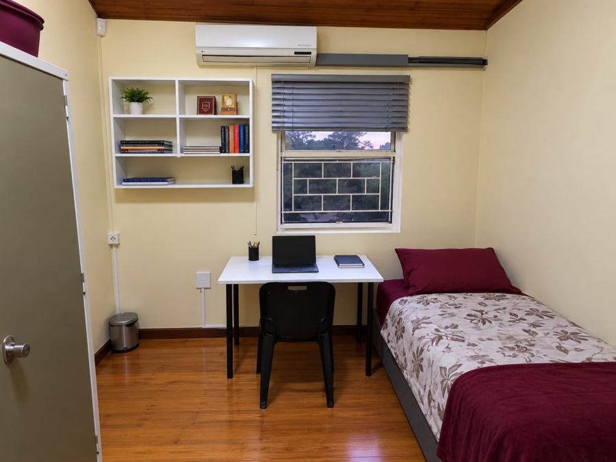 13 Bedroom Property for Sale in Brandwag Free State